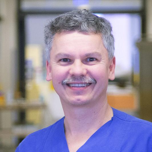 Dr. Wojciech Jelen