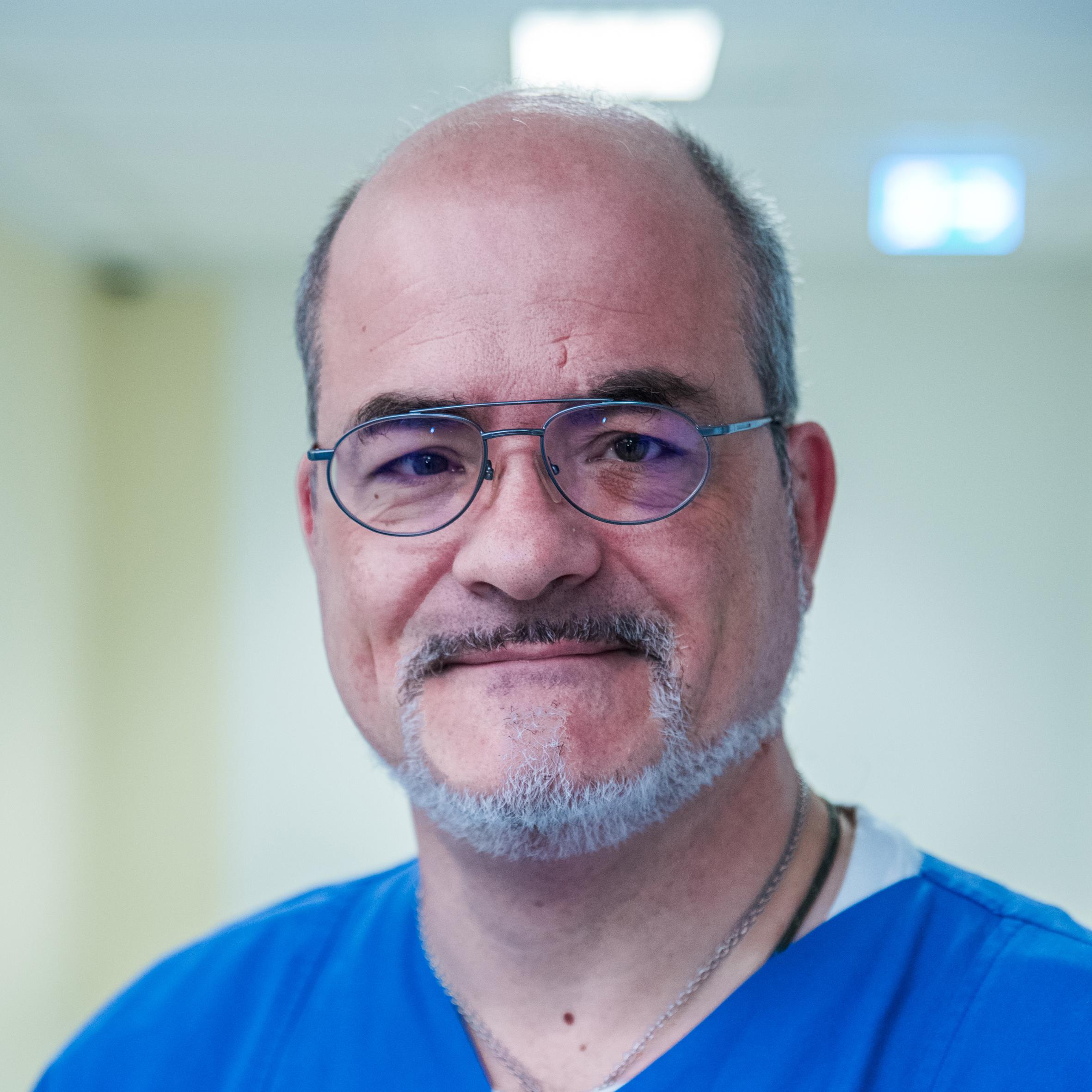 Dr. Cornelis Veraart